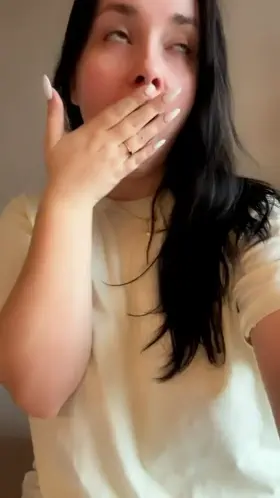 Oversise tities 🍑 HER FREE ALBUM IN THE COMMENT