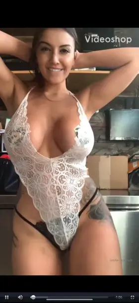 Get 2GB Folder of her (sextapes included) in Comment👇👇