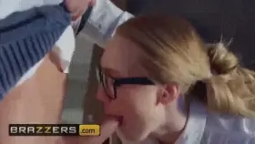 Hottie AJ Applegate facefuck