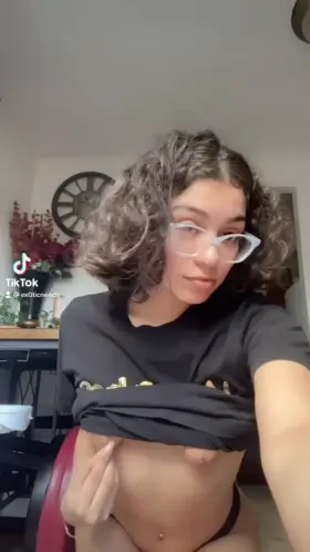 Itty bitty teen doll 😋 [oc]