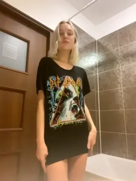 Would anyone actually cuddle with me? 🥺