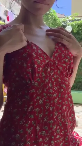 Showing off my summer outfit on the terrace, which is perfectly visible to all the neighbors around 😳 My BF is gonna kill me