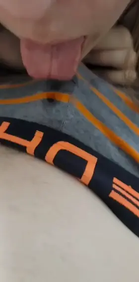 I love when other girls make daddy's cock soak through his boxers. would any other girls like a turn?