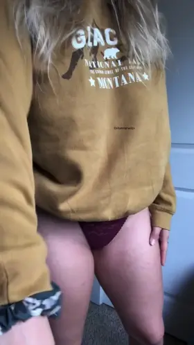 Do you like what's under my sweater? 🔥(Her Link in Comments Below!) 👇👇