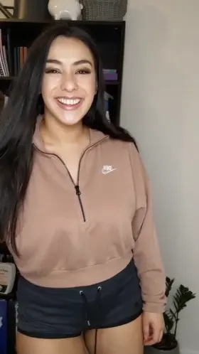 Do you Like it ? ( Her NEW Free Content In Comments )