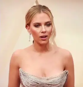 Scarlett Johansson makes me pump out the thickest jizz! 🤤🔥💦 Look at that body goddamn!