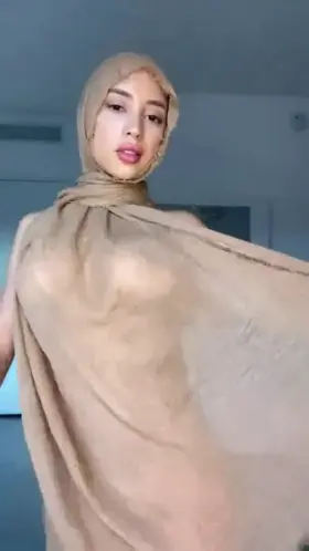 Any lovers of arab girls ? EnjoOy 👇