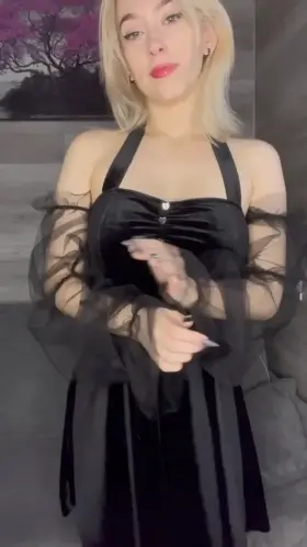 18 years old russian teen waits for daddy💕⤵