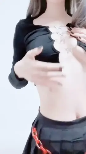 Bras restrict movement therefore I don’t wear bras!