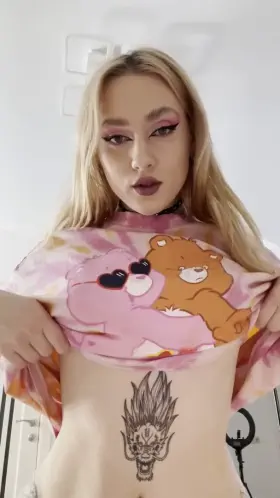 Would u punish me? I'm really a bad girl