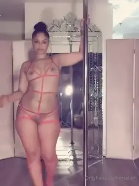 🍑Double M🍑⬇️🔥Link In Comments🔥⬇️