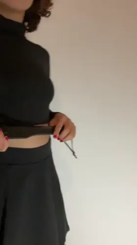 What part of my 18-year-old body do you like the most? 🍒💕