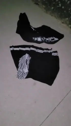 clothes are alot cuter if you leave them on the sidewalk