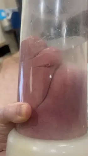 Long Johnny Wet Pump Flexing The Cock