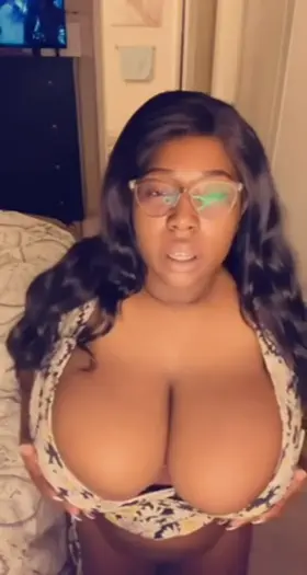 I’d love to greet you on my knees 😈