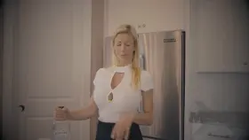 Alexis Fawx Truth or Dare