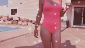 Older milfs can look good in bikinis too. Maybe? 😳