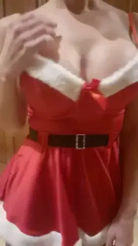 Love showing my new Christmas lingerie ❤