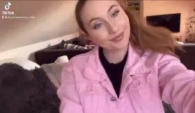 I need your cum on my titties and all over my face 😋