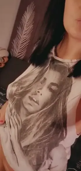 30 yo mom of 3, still sexy? 🥰