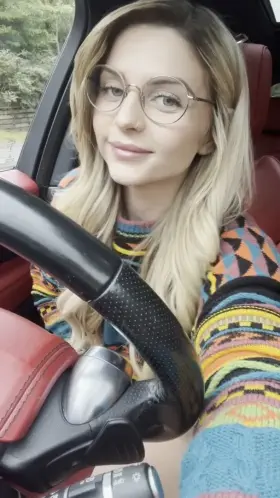 Legend says if you breed me at 70mph we’ll make a race car kid.. 🏎