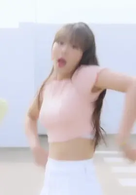 Cherry Bullet - Chaerin