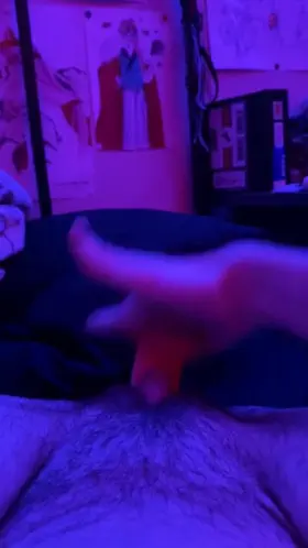 FTM (he/him) Fingered my bussy until I squirted all over my sheets, but I wish I could do it on someone’s dick… volunteers?