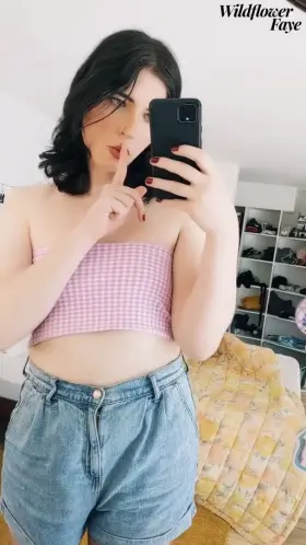 Don't tell anyone what I'm hiding, ok?🤫