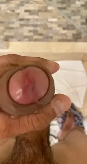 Shooting precum while edging.