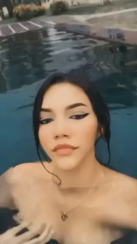 i get horny in the pool too often.. it always ends like in this video haha, I think another girl saw me recording this video haha :)