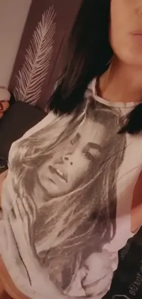 My mom bod after 3 🥰