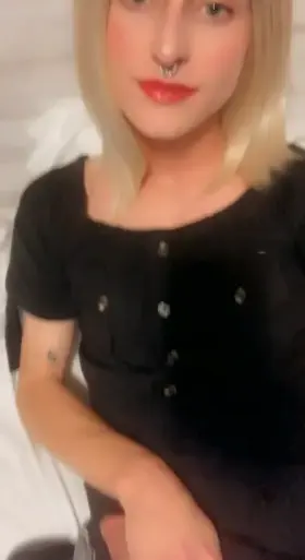 Looking better than a majority of my exes 😈😉