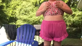 Help me water the plants 🍓💦