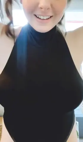 Happy Monday from this fine example of a breeding buddy.