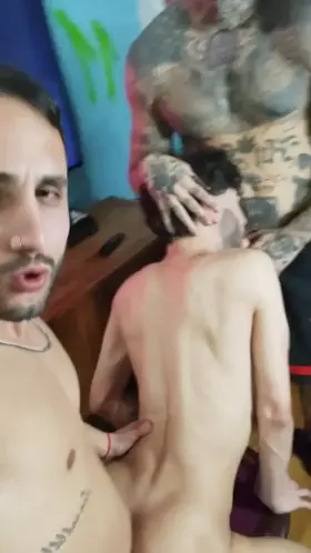 breaking the ass of this horny boy 🍑🍆 do you want to see more? go to the buttons in my profile for direct access