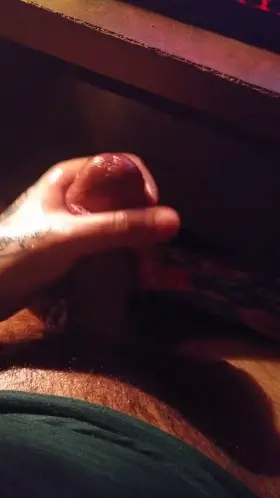 after a week edging all day i couldn't hold any longer..