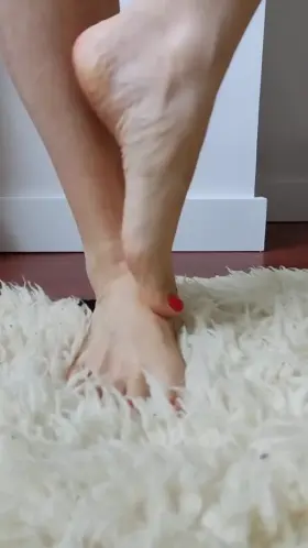 3-2-1.... First new -follower- gets a cock rating! See you there!