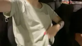 Please stop scrolling and watch me flashing my b cup