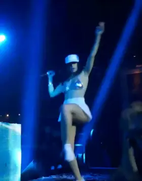 I wanna fuck Charli XCX’s ass.