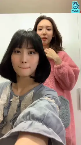 Twice - Momo's pockies