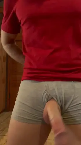 Flop it out Friday 😄