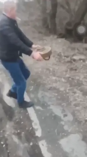 He might die , yet he have a cigarette lit