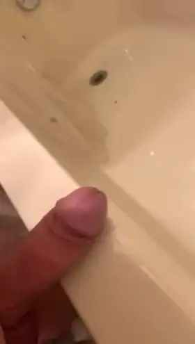 [41] Daddy’s cock goes off