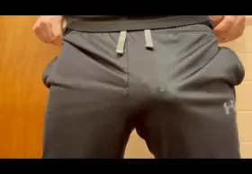 Meet me in the bathroom for your lunch break?