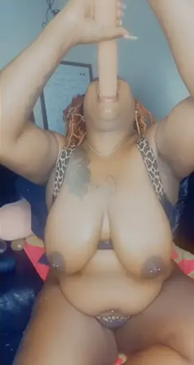 fuck my mouth first 😬☝🏾