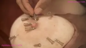 First needle play, it was the best orgasm of my life ! [OC]