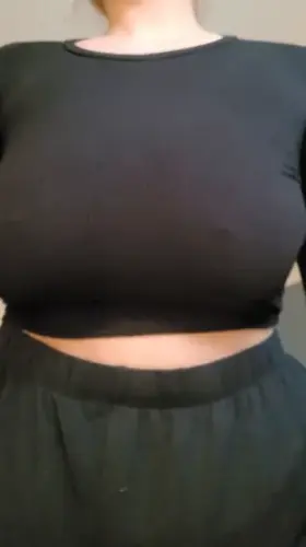 Happy Thanksgiving... here's my tittie drop for a appetizer.