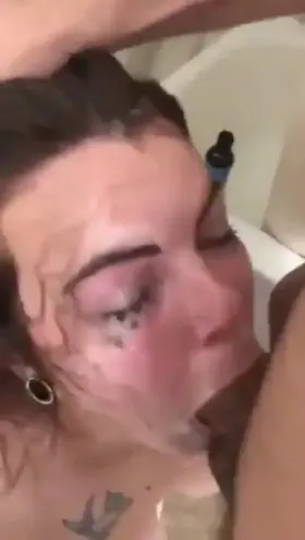 Looking for a roleplayer who can play submissive gadraayi desi mummy like her for a zaalim beta like me. And have all sorts of fun. DM me for telegram I'd. (Cucks and sissies are invited too.)