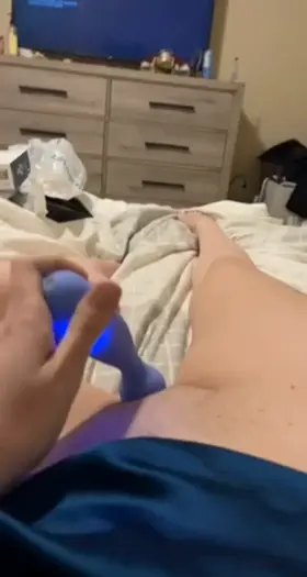 First time using my new vibrator. Squirted for the first time but didn’t get it on video :(