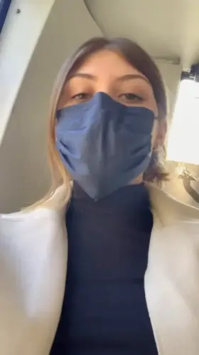 It is inevitable not to touch me on the bus when it is vibrating a lot! :0. F21